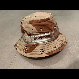 desert camo SUPREME bucket hat. Size small/med